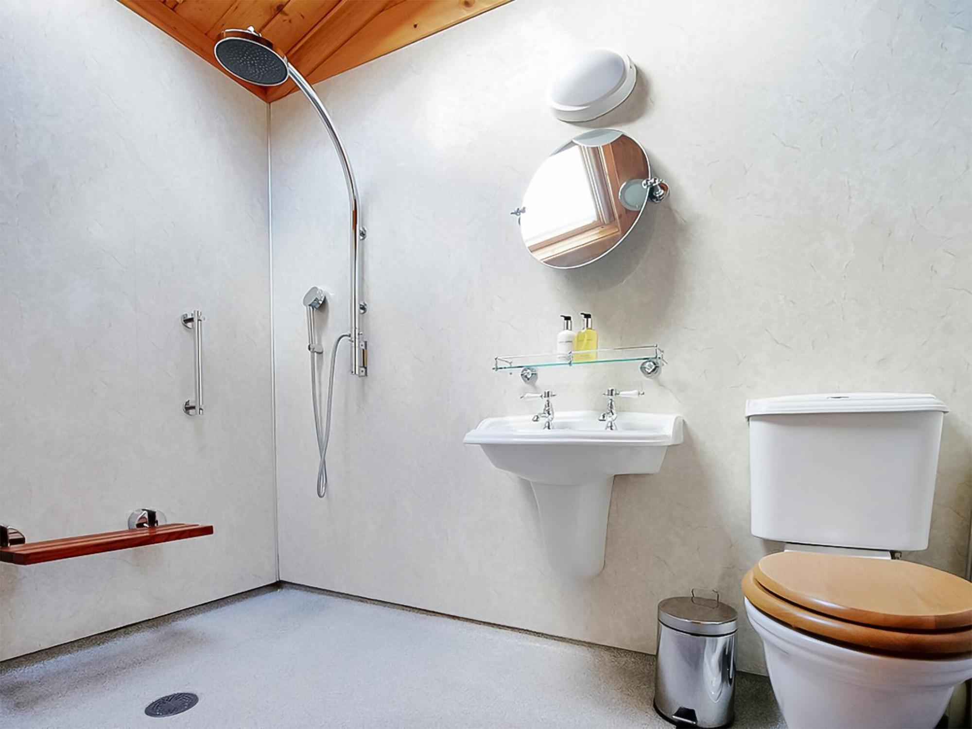 Hideaway Lodge - Uk47328 Longford  Екстериор снимка
