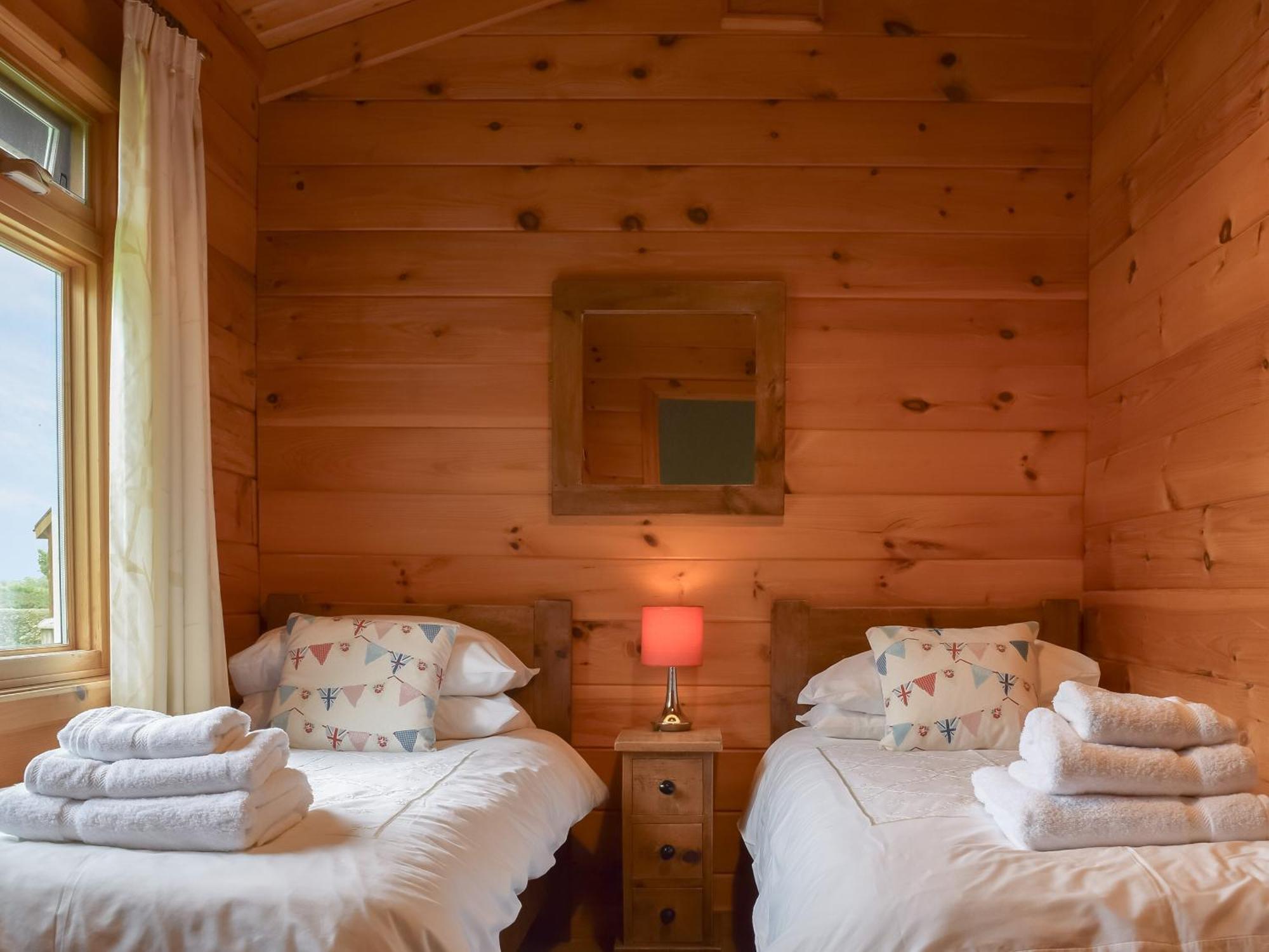 Hideaway Lodge - Uk47328 Longford  Екстериор снимка